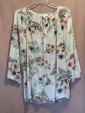 DR2 Cream Floral Peasant Tunic with Teal and Rose Accents